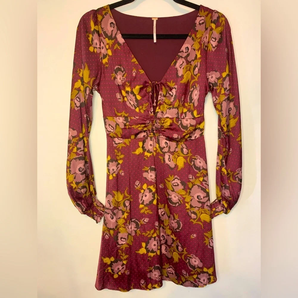 Free People Women’s Morning Light Floral Print Ruched Dress Size 2! - Picture 5 of 13
